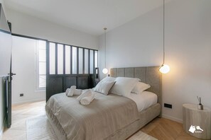 4 bedrooms, iron/ironing board, travel cot, WiFi - MBA - Échiquier 1 Luxury Apartment Paris Center (Paris)