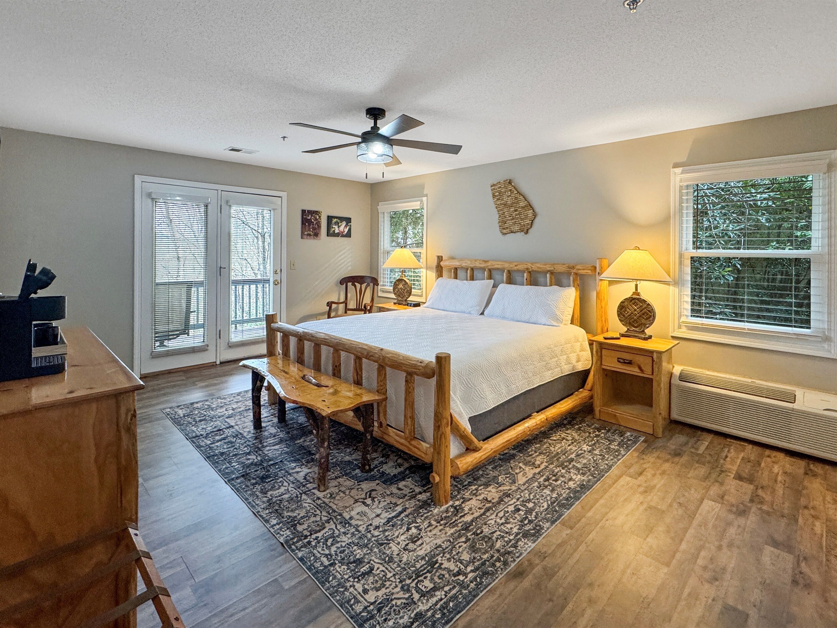 Wi-Fi de cortesia, roupa de cama