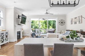 Living area - Modern 4BR Retreat Fire Pit & Porch Swing (Raleigh)