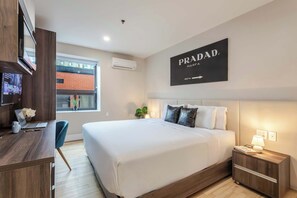 1 bedroom, desk, iron/ironing board, WiFi