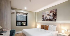 1 bedroom, desk, iron/ironing board, WiFi