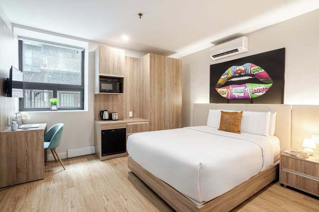 1 bedroom, desk, iron/ironing board, WiFi