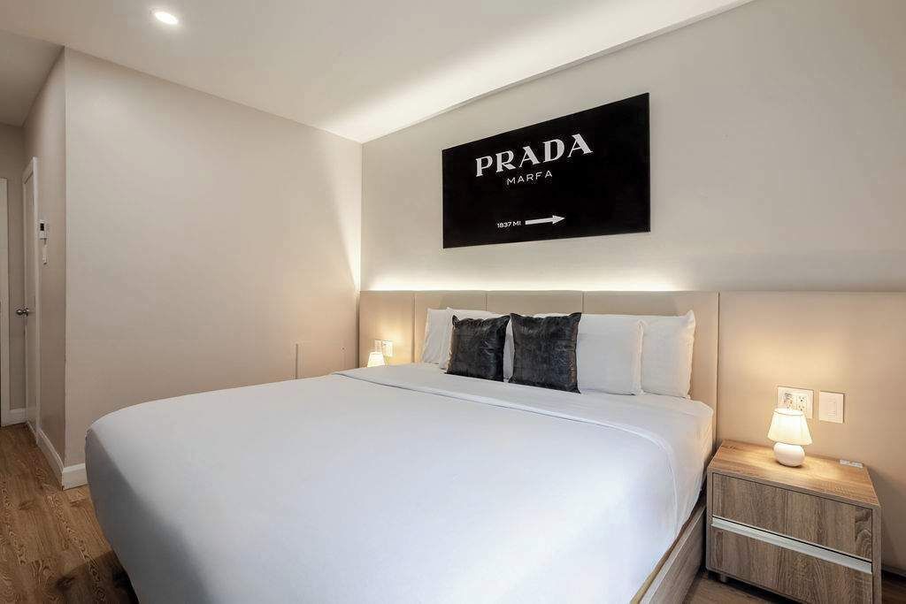 1 chambre, bureau, fer et planche à repasser, Wi-Fi