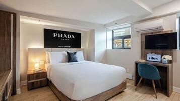 1 chambre, bureau, fer et planche à repasser, Wi-Fi