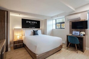 1 chambre, bureau, fer et planche à repasser, Wi-Fi