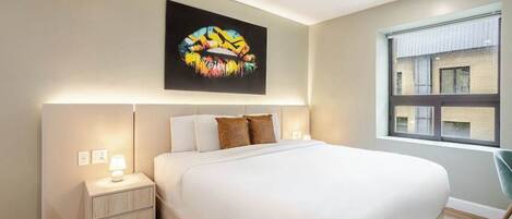 1 soverom, skrivebord, strykejern/-brett og wi-fi