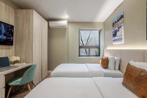 1 bedroom, desk, iron/ironing board, WiFi