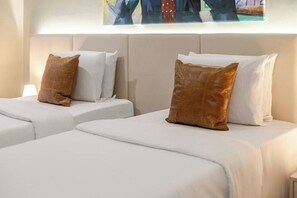 1 chambre, bureau, fer et planche à repasser, Wi-Fi