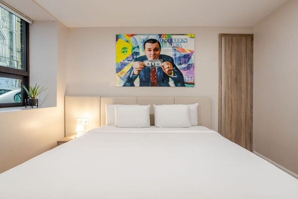 1 chambre, bureau, fer et planche à repasser, Wi-Fi