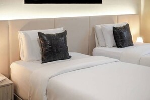 1 chambre, bureau, fer et planche à repasser, Wi-Fi