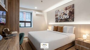 1 bedroom, desk, iron/ironing board, WiFi