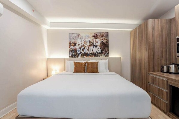 1 soverom, skrivebord, strykejern/-brett og wi-fi