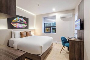 1 bedroom, desk, iron/ironing board, WiFi - Nest Queen – Downtown MTL Stay (Montréal)