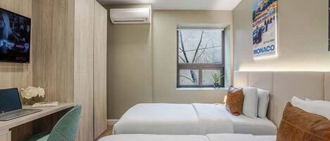 1 soverom, skrivebord, strykejern/-brett og wi-fi