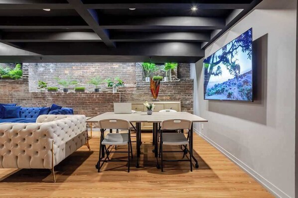 Interior - Single Twin – Downtown MTL Stay (Montréal)