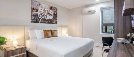 1 chambre, bureau, fer et planche à repasser, Wi-Fi