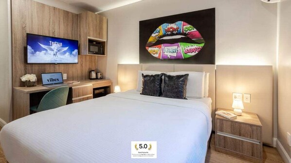 1 sovrum, skrivbord, strykjärn/strykbräda och wi-fi