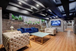 TV, offices