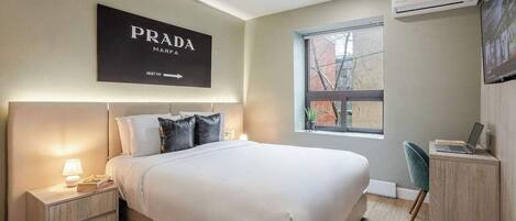 1 soverom, skrivebord, strykejern/-brett og wi-fi