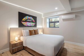 1 chambre, bureau, fer et planche à repasser, Wi-Fi