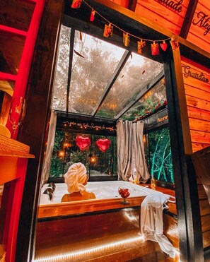 Chalé 1 - Recanto do Amor com Hidromassagem - Recanto Bellavita - Rancho Queimado - SC | Baño | Tina y regadera independientes y tina de hidromasaje