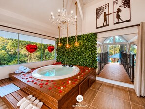 Baignoire à remous privée