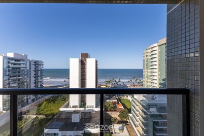 现代且设备齐全的公寓，距离米利奥纳里奥斯海滩400米，伊列乌斯 DRP