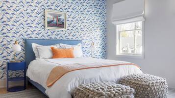 5 bedrooms, desk, iron/ironing board, free WiFi