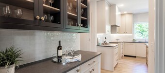 Family Friendly, Modern and Spacious 5-bedroom house in marvelous Westport, CT!