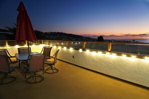 Outdoor dining - La Jolla Shores 5BR + Loft • Pool, Spa, Ocean View (San Diego)