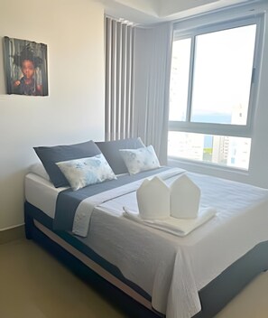 2 Schlafzimmer, Bügeleisen/Bügelbrett, Bettwäsche