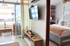 1 Schlafzimmer, Bügeleisen/Bügelbrett, Bettwäsche