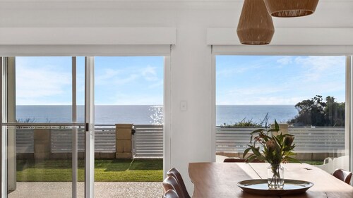 Yoondoordo Beach House