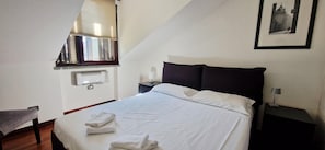 1 chambre, fer et planche à repasser, Wi-Fi