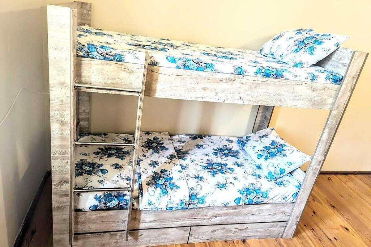 Economy Shared Dormitory, Balcony