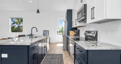 Harbor Place Boathouse, BRAND NEW, Open, on stilts, ocean front