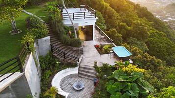 Suite – honeymoon, byutsikt | Terrasse/patio