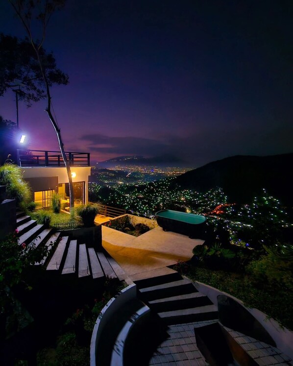 Suite de luna de miel, vista a la ciudad | Terraza o patio