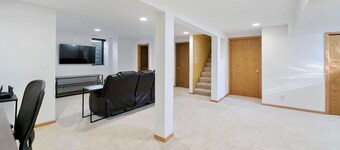 3-bedroom house in charming Stillwater with AC
