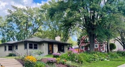 3-bedroom house in charming Stillwater with AC