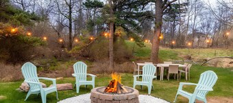 Ultimate Poconos Family Escape! Games, Firepit, Theater Vibes & More