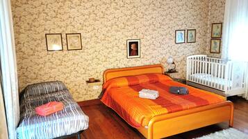 2 chambres, bureau, fer et planche Ă repasser, Wi-Fi gratuit