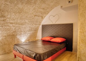 WiFi, bed sheets