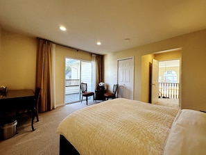 8 bedrooms, iron/ironing board, WiFi, bed sheets