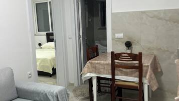 5 bedrooms, WiFi