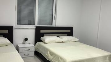 5 bedrooms, WiFi