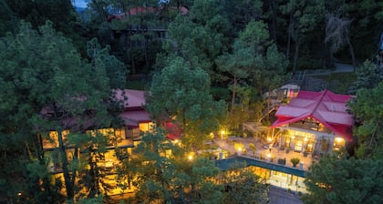 amã Stays & Trails 7 Pines, Kasauli