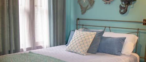 1 habitación, wifi y ropa de cama