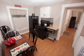 Superior Apartment, 1 Bedroom, Kitchen | Iron/ironing board, free WiFi, bed sheets