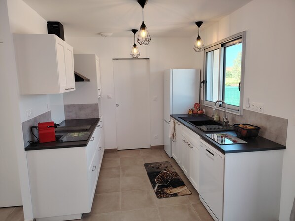 Microwave, stovetop, dishwasher